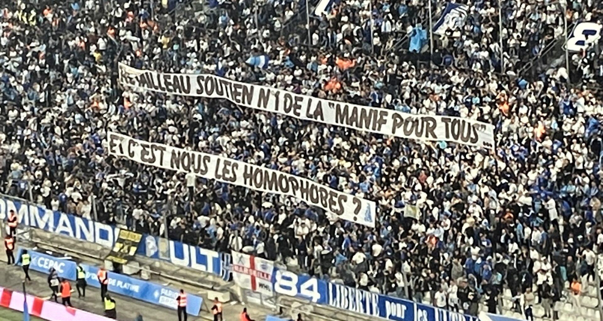 Banderoles des supporters marseillais lors du match OM-PSG 27/10/24