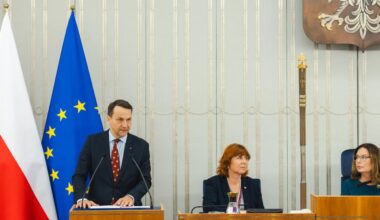 Minister Sikorski addresses Senate on Poland’s diaspora policy - Ministry of Foreign Affairs Republic of Poland