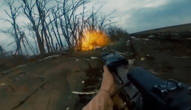 🔴 Ukraine War Update  - Ukrainian Special Forces Assault Russian Trench • Russia Still Gains Ground