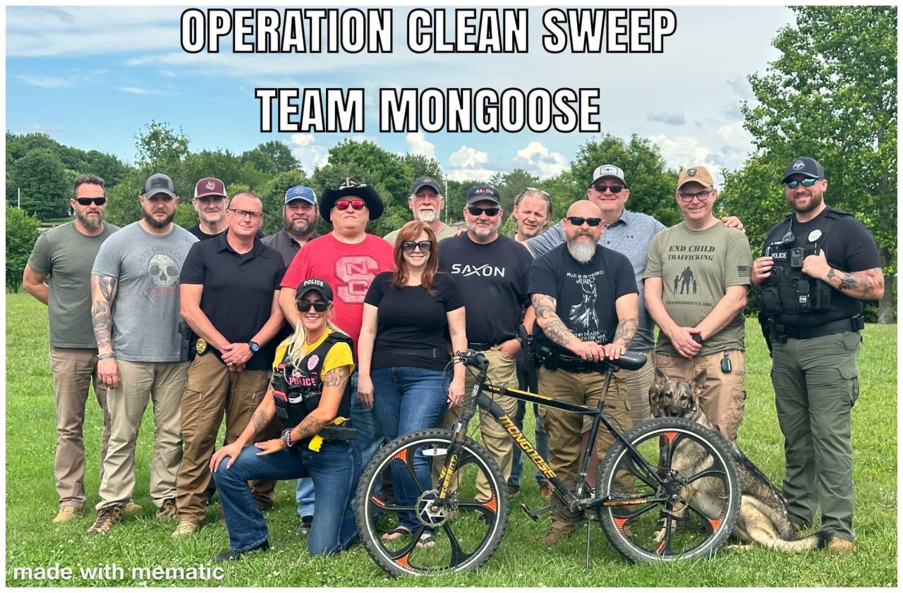 Team Mongoose Group Pic.jpg