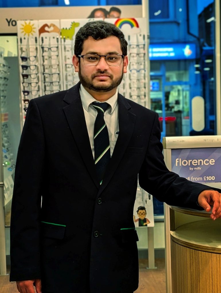 University of Hyderabad Alumnus Achieves GOC-Optometry Registration in United Kingdom |