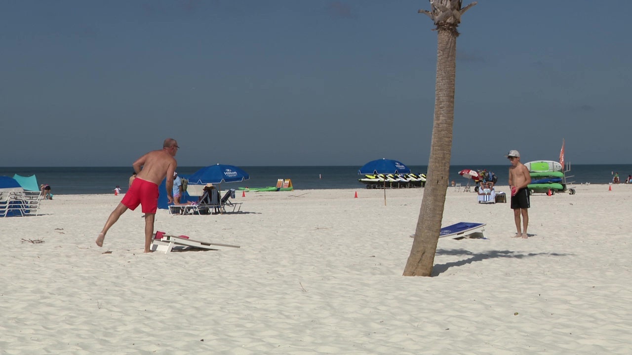 Clearwater Beach reopens after hurricanes, hopes visitors spur storm-shattered economy