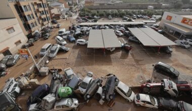 Última hora de la DANA en Valencia y el resto de España | Al menos 95 muertos, la mayoría en la provincia de Valencia, por la catastrófica DANA