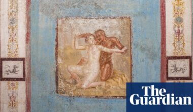 Tiny house with erotic frescoes uncovered in Pompeii | Italy