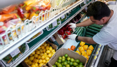 FILE PHOTO: Grocery store in Washington