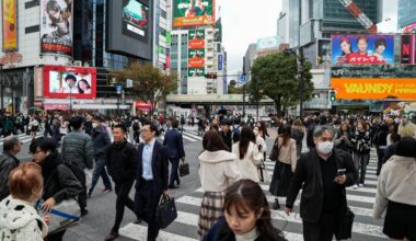 Japan's economy gradually recovering amid lingering stagnation: report-Xinhua