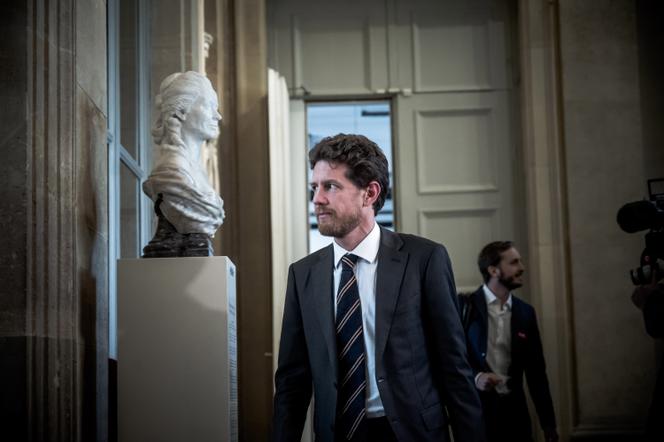 Le député écologiste de l’Isère, Jérémie Iordanoff, dans la salle des Quatre-Colonnes de l’Assemblée nationale, le 2 octobre 2024