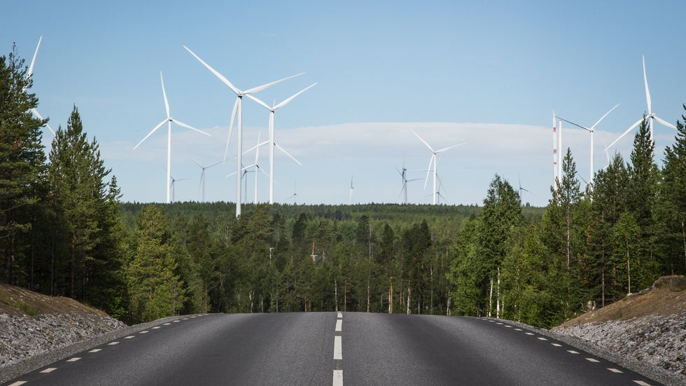 ”Varför ska norra Sverige offra sin natur när södra Sverige vägrar att göra det?” skriver Håkan Hallberg i sin replik.