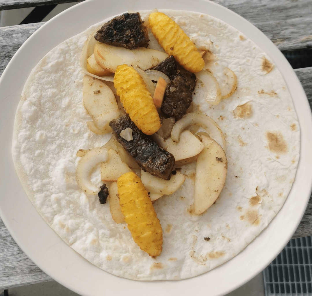 Rinderleber Berliner Art mit Kroketten im Lavashbrot