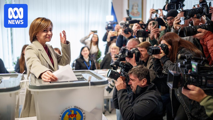 Moldova narrowly votes for EU membership amid claims of Russian interference