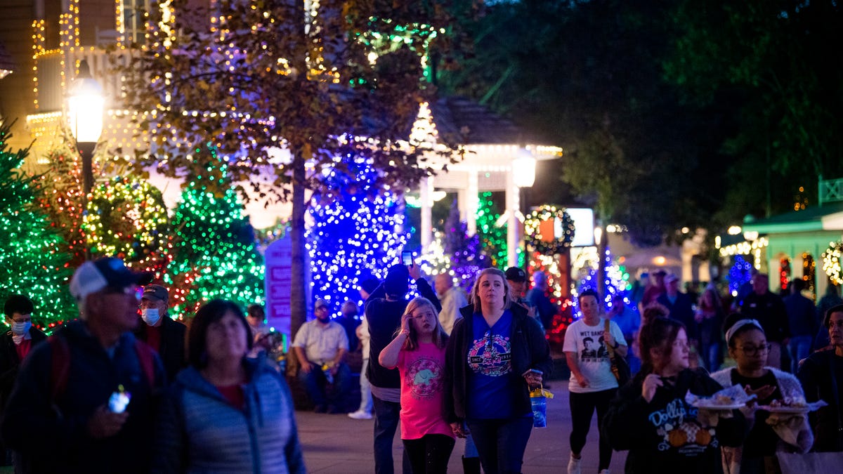 What's new at Smoky Mountain holiday fest