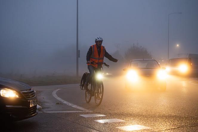 A cyclist, in the municipal area of Erdre et Gesvres, western France, on October 22, 2024.