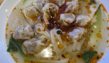 spicy wonton soup