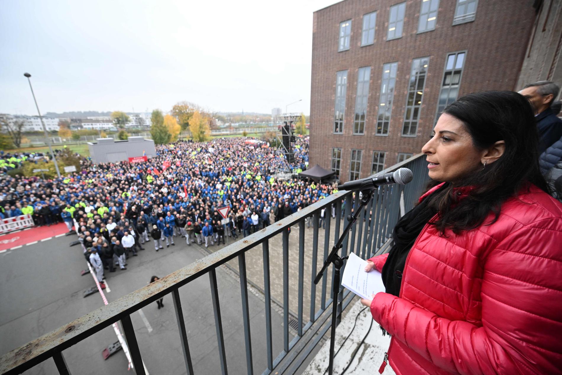 Fagforeningsleder Daniela Cavallo på mandagens informasjonsmøte. 