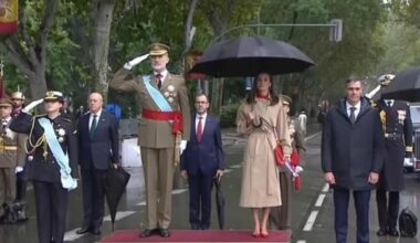 King Felipe and Queen Letizia , accompanied by Princess Leonor, preside over the October 12 parade for The Spain’s National Day.