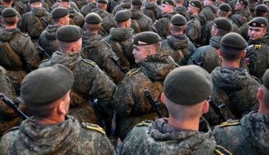 Russia plans to recruit 225,000 contract soldiers annually