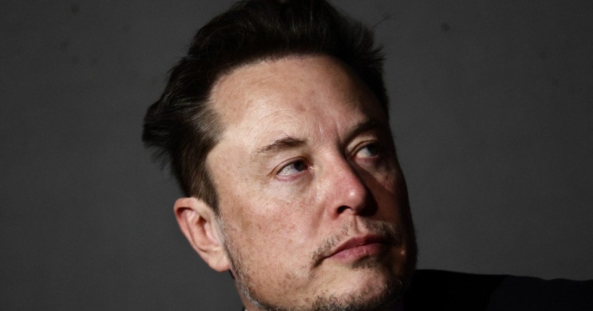 Report: Elon Musk Has Been Funding Trump’s Anti-Immigrant Mastermind