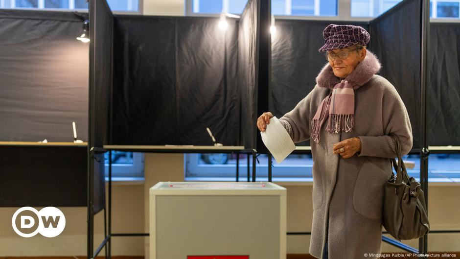 Lithuania votes in second round of parliamentary elections – DW – 10/27/2024