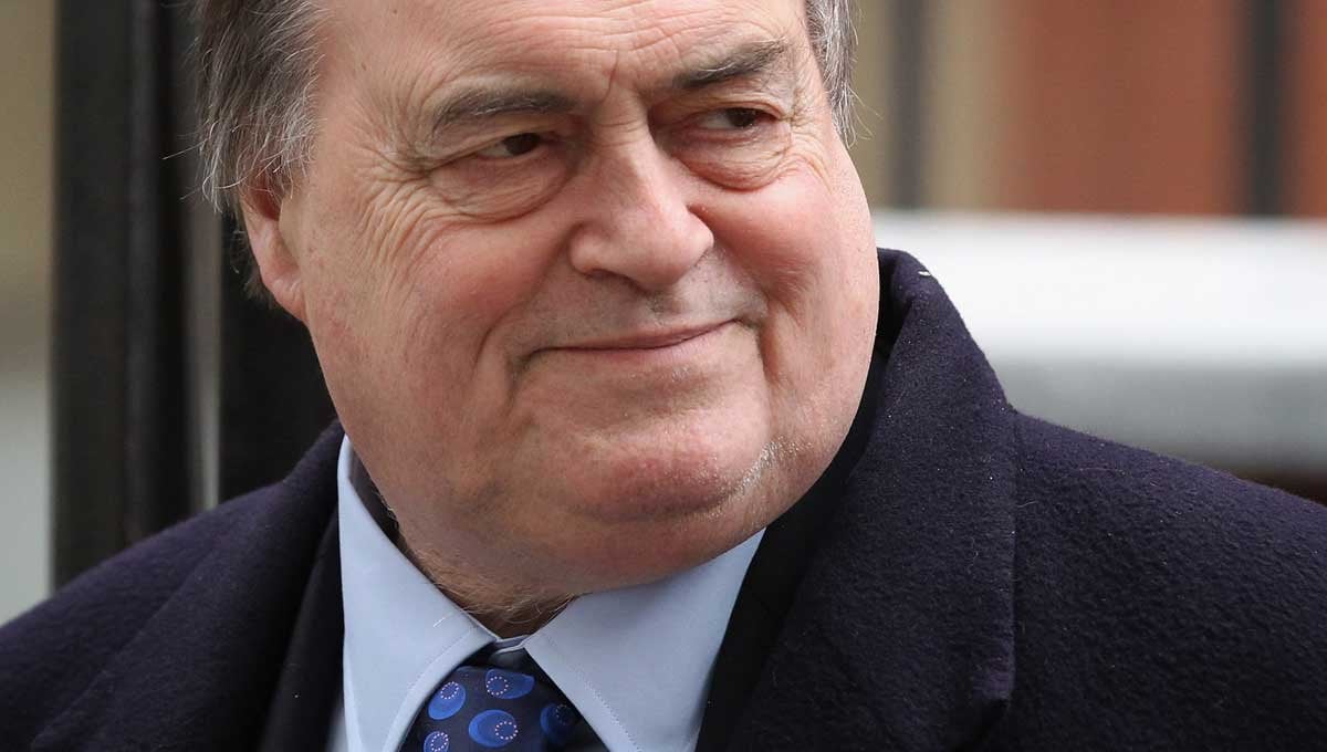 John Prescott willing to offer one-to-one coaching to Mike Amesbury to correct ‘sloppy technique’