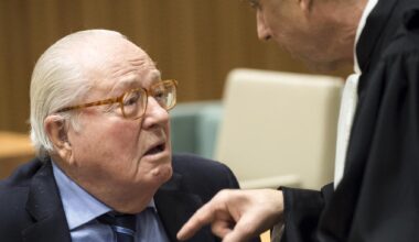 Les chiens ne font pas des chats. Le HuffPost – Jean-Marie Le Pen sommé de rembourser 300 000 euros de frais au Parlement européen