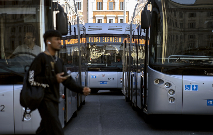 Sciopero dei bus e metro a Roma, l'8 novembre è stop nazionale - Notizie