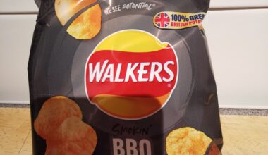 The OG barbeque walkers are back and they taste exactly the same!