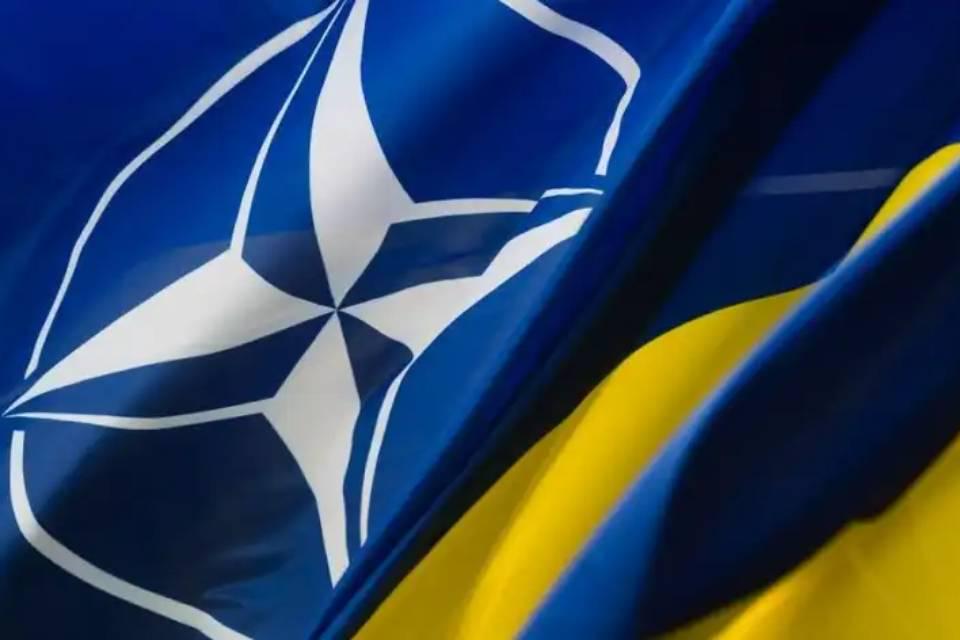 Jens Stoltenberg regrets that NATO did not provide Ukraine with more military aid earlier. Former NATO Secretary General admitted that Western allies did not provide Ukraine with weapons in time and in sufficient quantities when Russia launched a full-scale invasion.