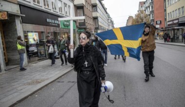 Anti-Islamic demonstration led by Jade Sandberg held in Sweden's Linkoping