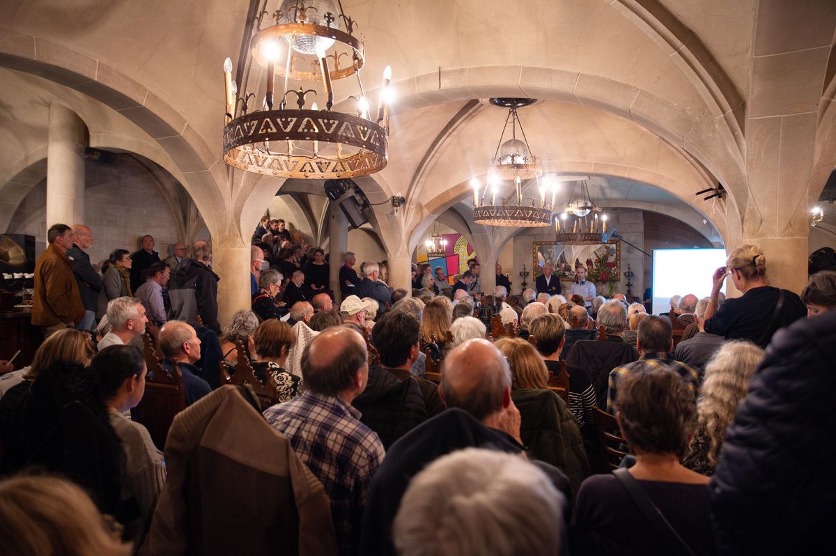 Plus de 200 personnes s’étaient déplacées, toutes n’ont pas pu entrer dans la salle.