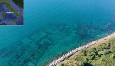 An aerial view of an underwater excavation site, with an inset showing the location on the Western coast of Italy