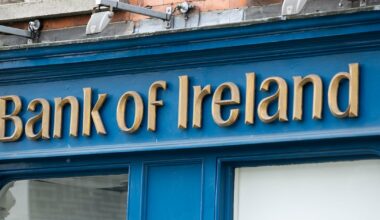 Bank of Ireland to pay first post-crisis interim dividend as it holds full year income forecasts – The Irish Times