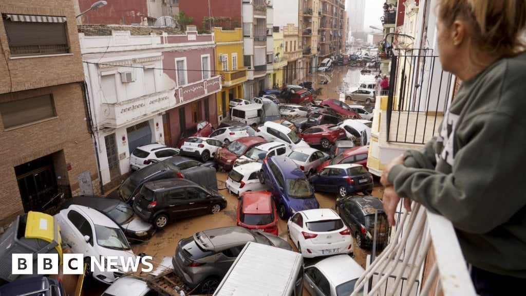 Spain flood death toll expected to rise as dozens missing