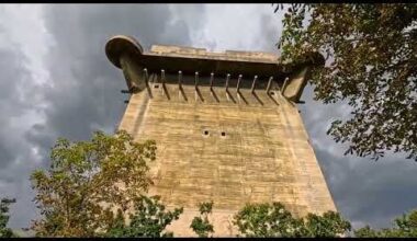 Augarten & the Flak Towers | Walking Tour | Vienna | Austria