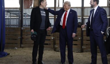 6'3" Donald Trump standing next to 6'2" Elon Musk (in lifts?)