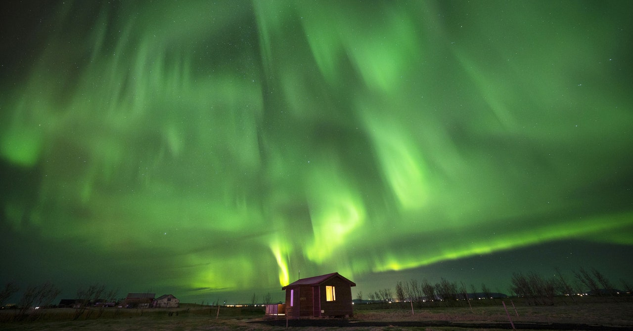 Iceland Hotels Offer a Northern Lights Wake-Up Service