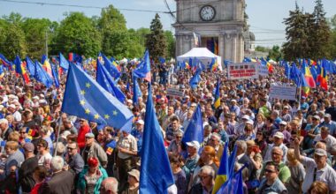 Moldova votes yes to joining EU by tiny margin – POLITICO