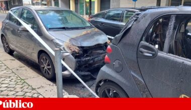 Viaturas e caixotes do lixo incendiados no centro de Lisboa. PJ detém jovem