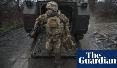 Ukraine war briefing: Fight hard through autumn, Zelenskyy urges forces | Ukraine