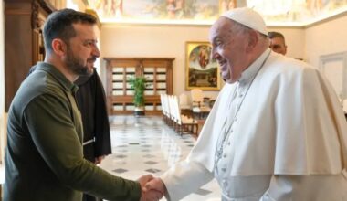 Pope Francis and Ukrainian President Zelensky Discuss Peace Efforts Amid Ongoing War with Russia