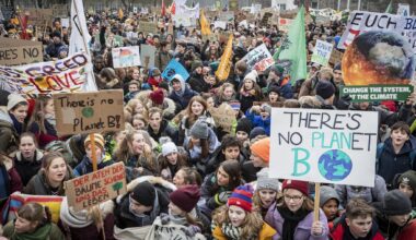 Overwhelming Majority of US Youth Worried About Climate Change / “....it is stunning to find such high levels of distress, and desire and plans for action, in young people across the country, in every state and of every political stripe.”
– Eric Lewandowski, NYU’s Grossman School of Medicine