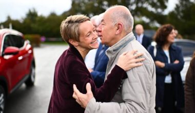 la colère froide de Michel Ménard, la fermeté souriante de Laurence Garnier