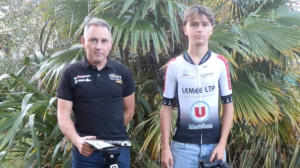 Anthony Le Galudec et son fils Augustin qui va participer aux championnats de France de cyclisme de Loudéac.