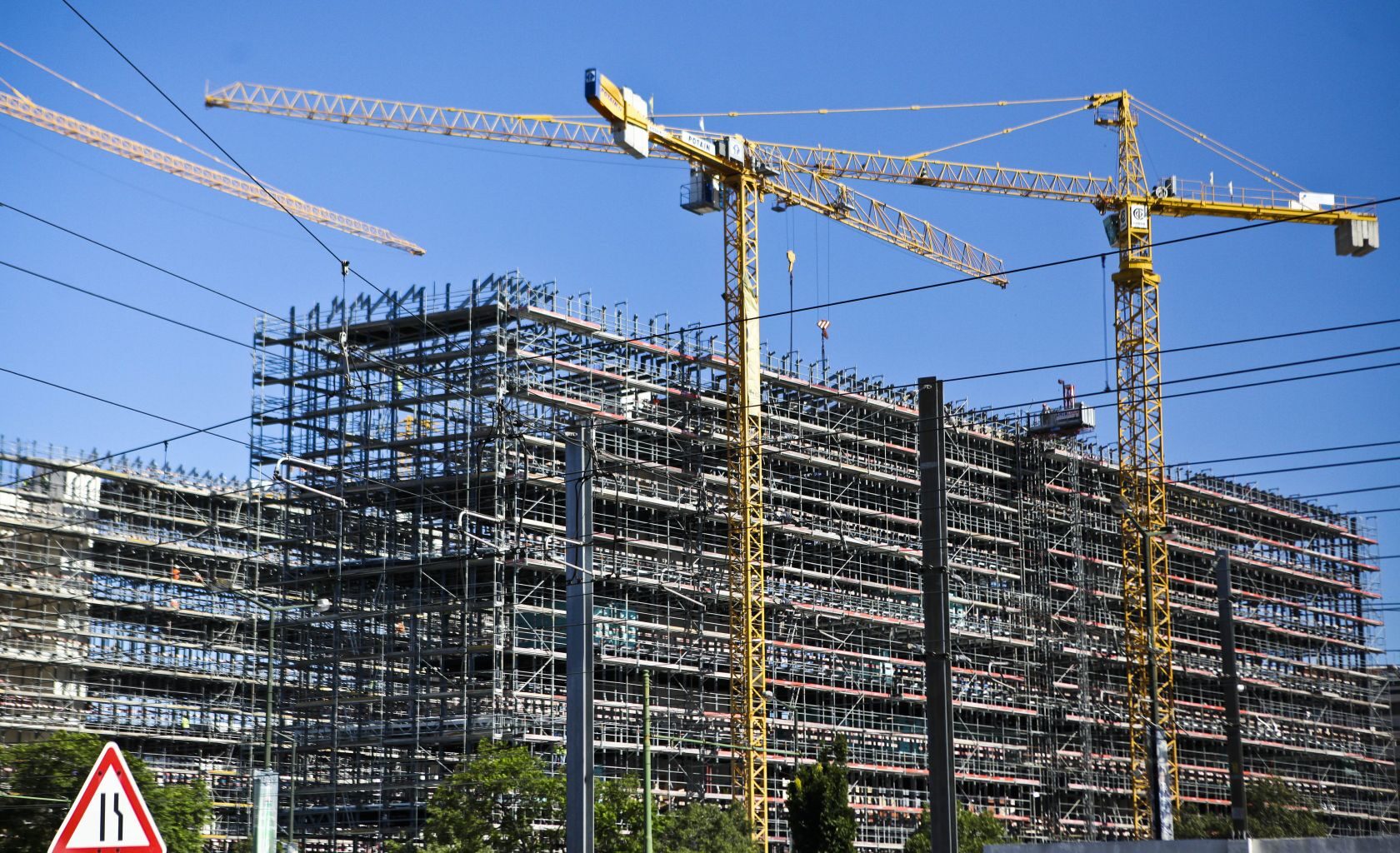 Portugal needs to build 70,000 homes a year