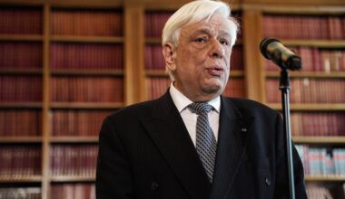 Solution to Cyprus issue must comply with international law, Pavlopoulos states