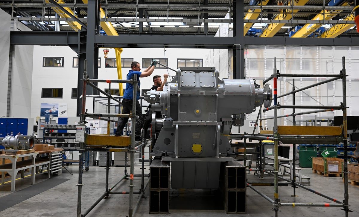 Engine maker Renk opens shop in Italy ahead of armor spending frenzy