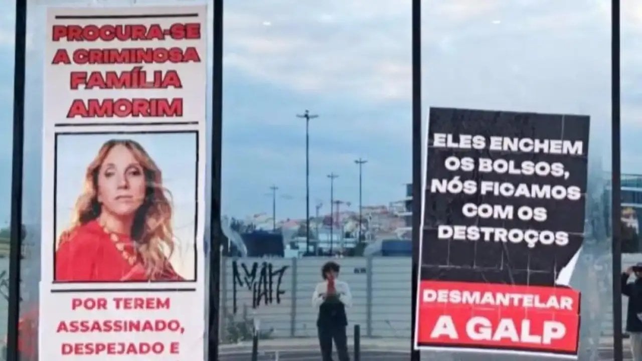 "Enchem os bolsos". Climáximo cola cartazes de protesto na sede da Galp