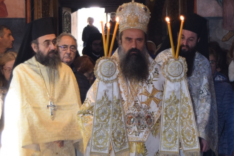 Patriarch of Bulgaria celebrates Divine Liturgy on Feast of Glorification of St. Euthymius' Holy Relics