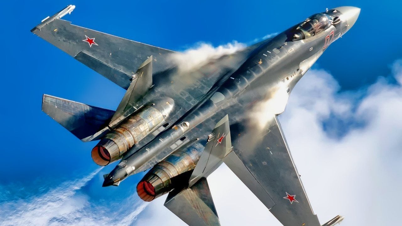 Russia's Su-35 Fighter Is 'Dropping Like Flies' in Ukraine War