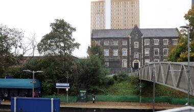 Hospital workers ditching train as two stations dropped from line following £340m Grand Central opening