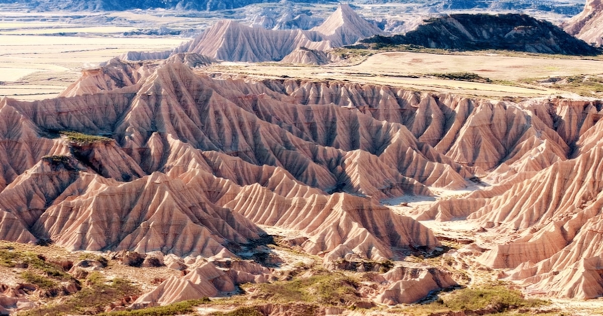 Una de las rutas más impresionantes de España: recorre un parque natural semidesértico que parece de otro planeta